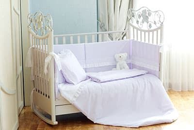 бортик для кроватки новорожденного ребенка