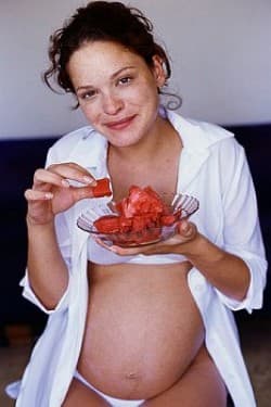 можно ли беременным арбуз