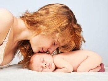 Первые дни после родов: полное руководство для мамы