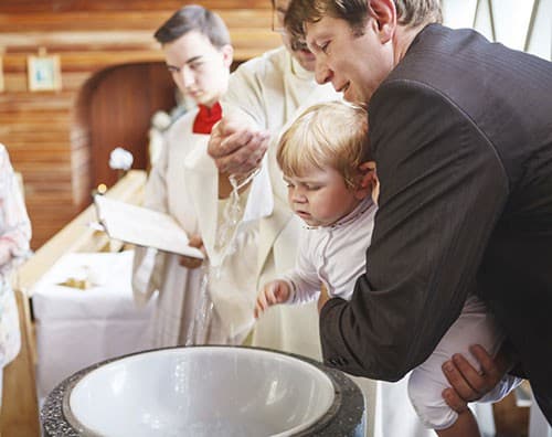 Как приглашенным кумовьям подготовиться к Крещению ребенка