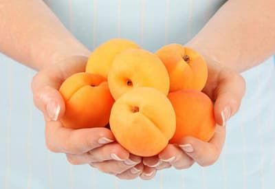 польза абрикос для беременных