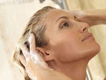Как оживить пересушенные волосы питательными масками