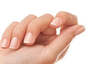 Как ногти сделать белыми: реальные способы, которые работают