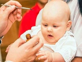 Кто может крестить ребенка