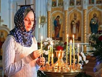 Можно ли с месячными ходить в церковь