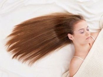 Выпадение волос: как остановить и вернуть густоту