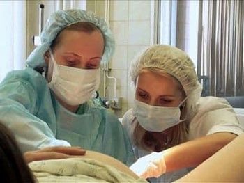 Искусственные роды