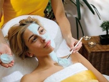 Домашние пилинги для лица: рецепты и правила безопасного обновления