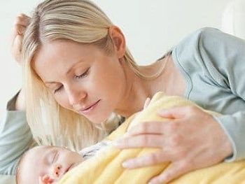Как научить ребенка засыпать самостоятельно